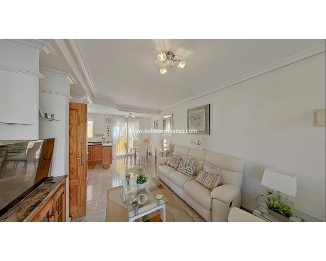 Image No.14-2 Bed House for sale