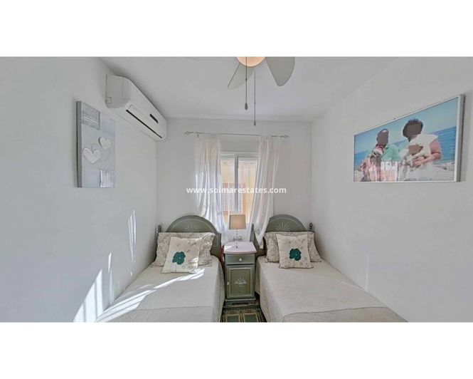 Image No.9-2 Bed House for sale