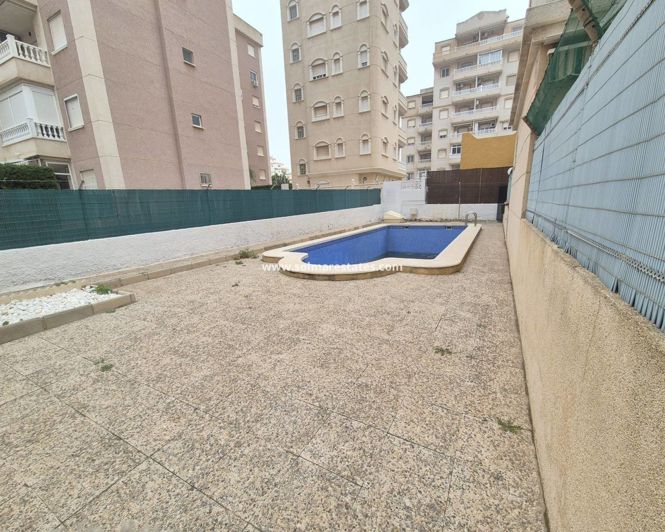 Image No.17-2 Bed Apartment for sale