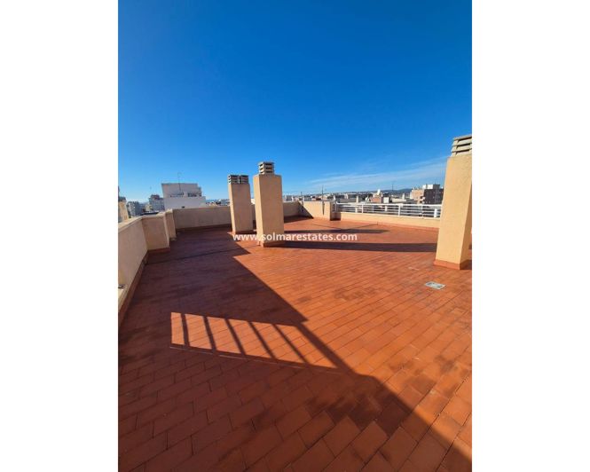 Image No.24-2 Bed Apartment for sale