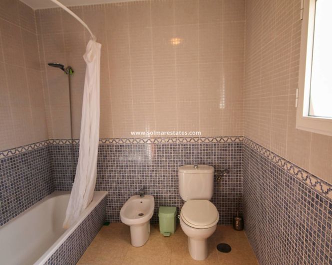 Image No.11-3 Bed Apartment for sale