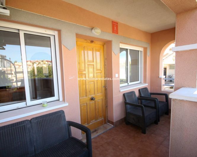 Image No.2-Appartement de 3 chambres à vendre à Villamartin