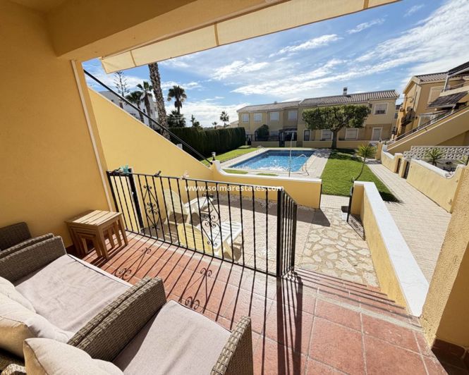 Image No.3-Appartement de 2 chambres à vendre à Villamartin