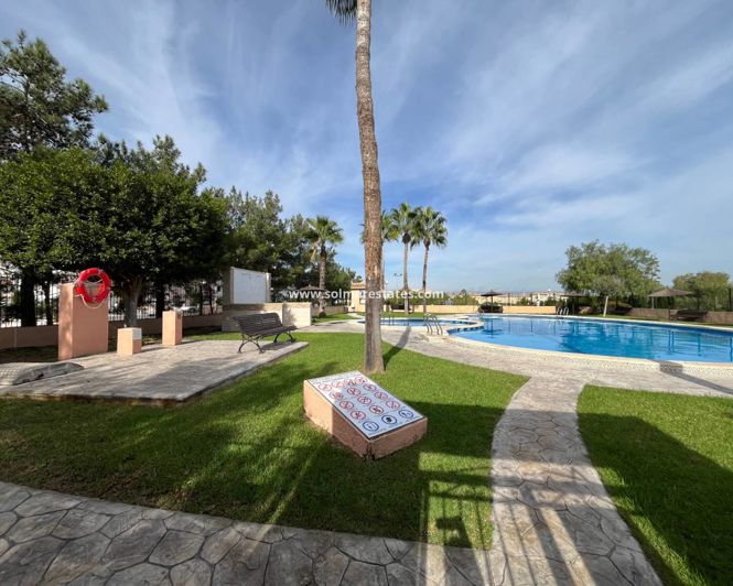 Image No.23-Appartement de 2 chambres à vendre à Los Altos