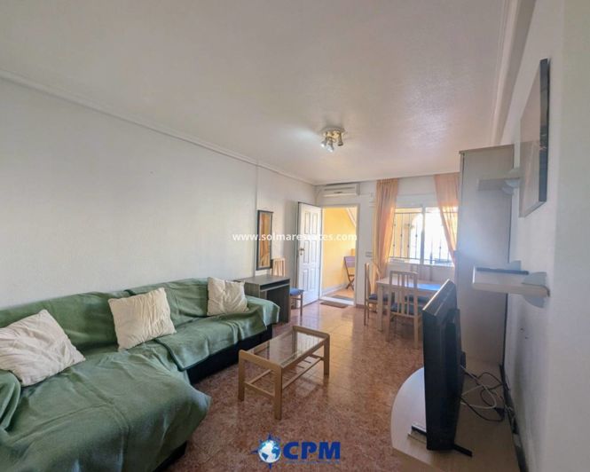 Image No.3-Appartement de 2 chambres à vendre à Los Altos