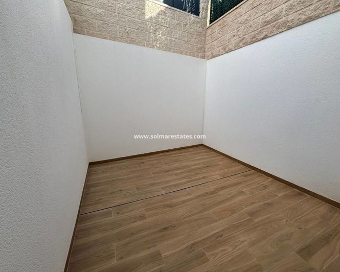 Image No.12-4 Bed Villa for sale