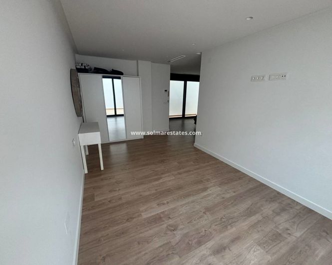 Image No.20-4 Bed Villa for sale