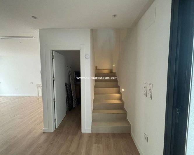 Image No.23-4 Bed Villa for sale