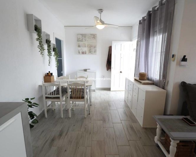 Image No.12-3 Bed Apartment for sale