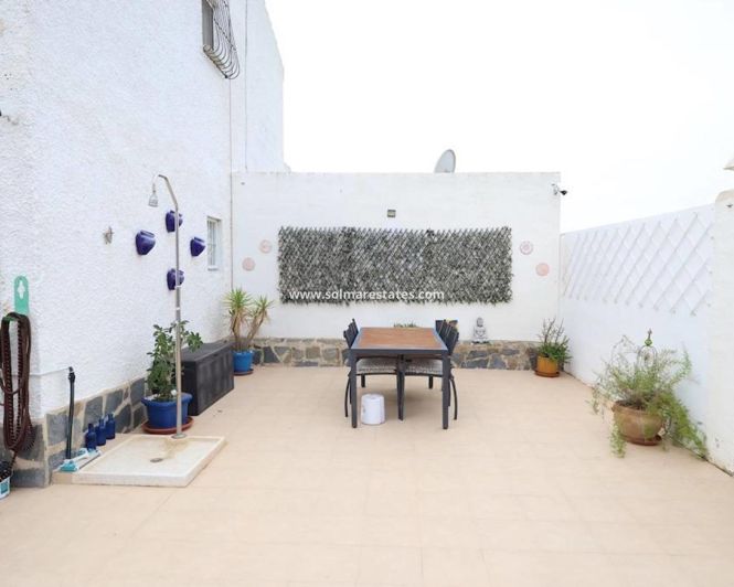 Image No.14-3 Bed Apartment for sale