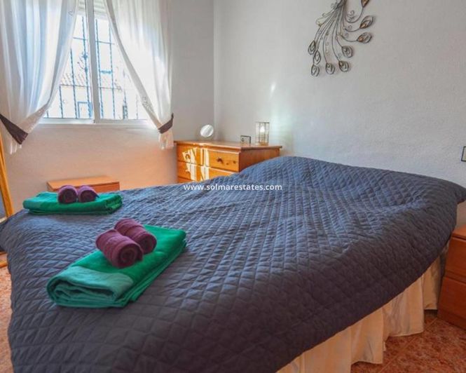 Image No.20-2 Bed Apartment for sale