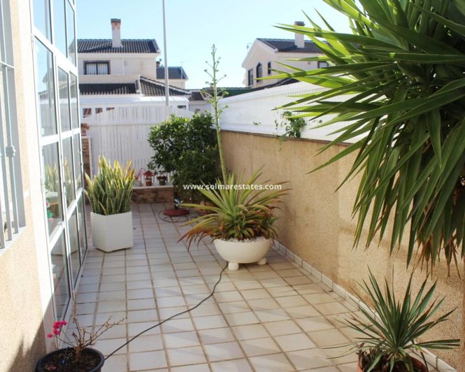 Image No.29-4 Bed House for sale