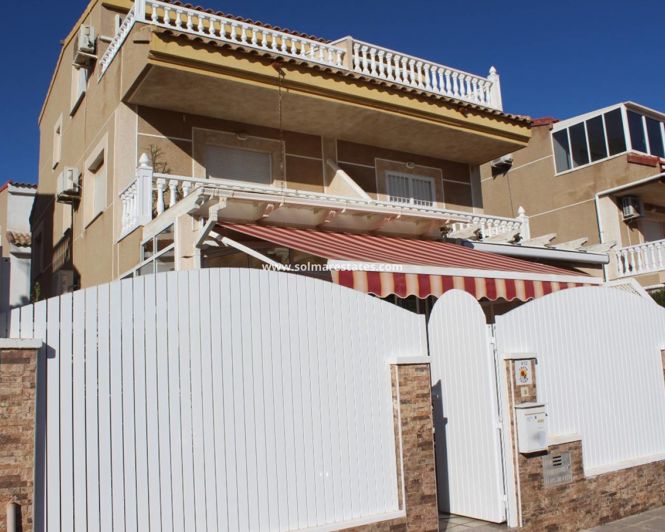 Image No.44-4 Bed House for sale