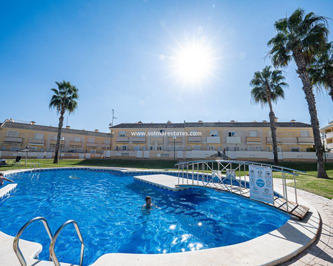 Image No.50-2 Bed Apartment for sale