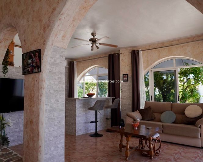 Image No.3-5 Bed Villa for sale