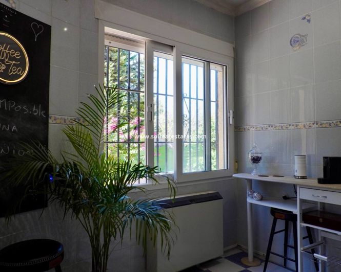 Image No.38-5 Bed Villa for sale