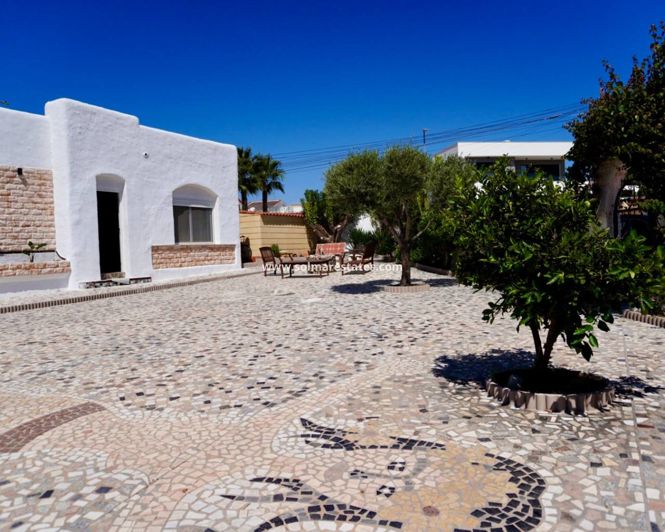 Image No.45-5 Bed Villa for sale