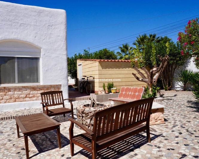 Image No.48-5 Bed Villa for sale