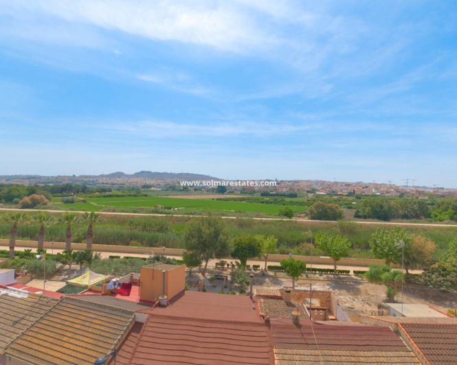 Image No.23-2 Bed Apartment for sale