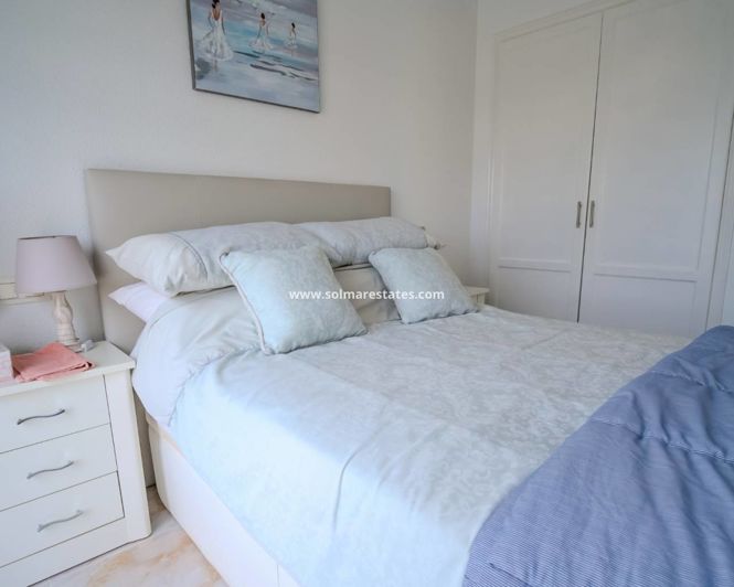 Image No.16-3 Bed House for sale