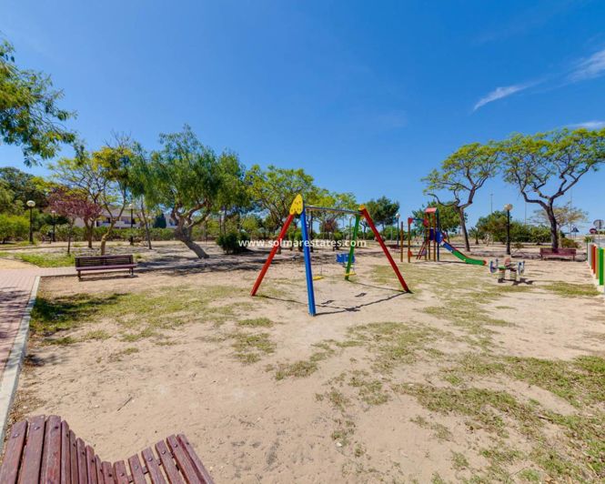 Image No.41-Appartement de 2 chambres à vendre à Guardamar del Segura