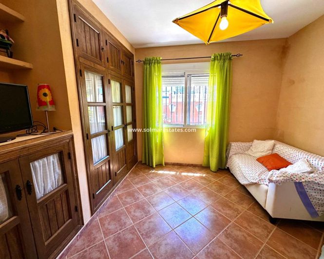 Image No.22-Villa de 5 chambres à vendre à San Miguel de Salinas