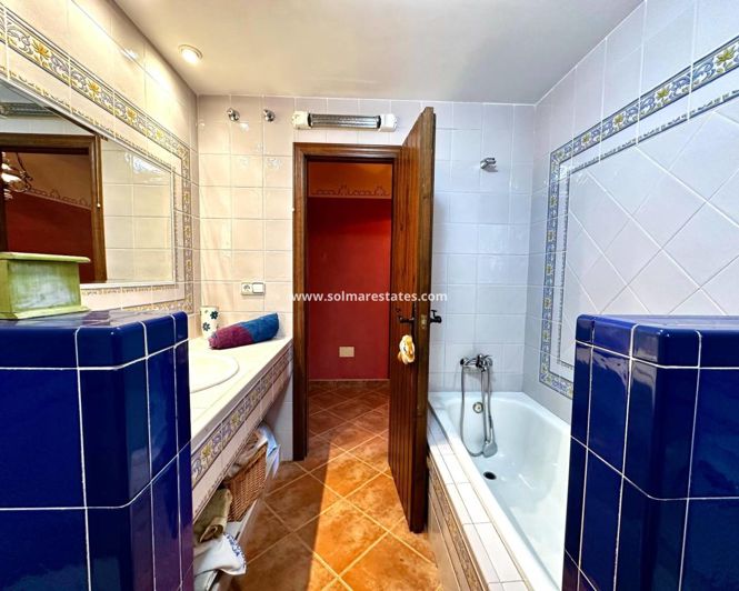 Image No.24-Villa de 5 chambres à vendre à San Miguel de Salinas