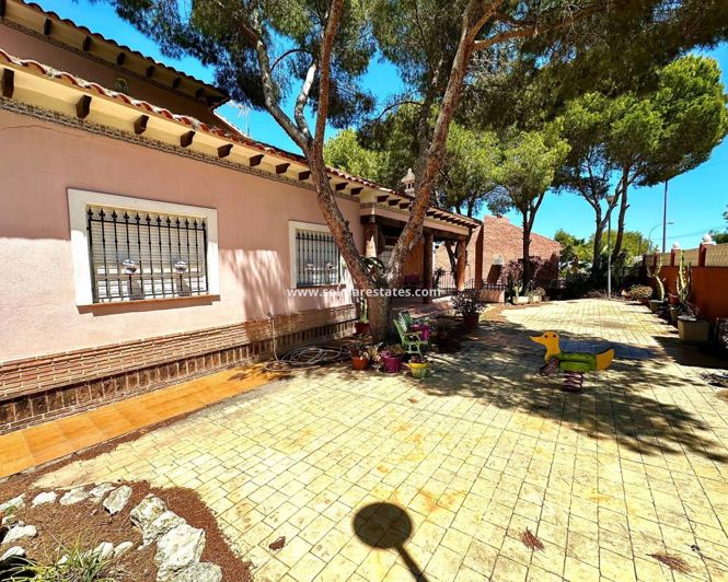 Image No.32-Villa de 5 chambres à vendre à San Miguel de Salinas