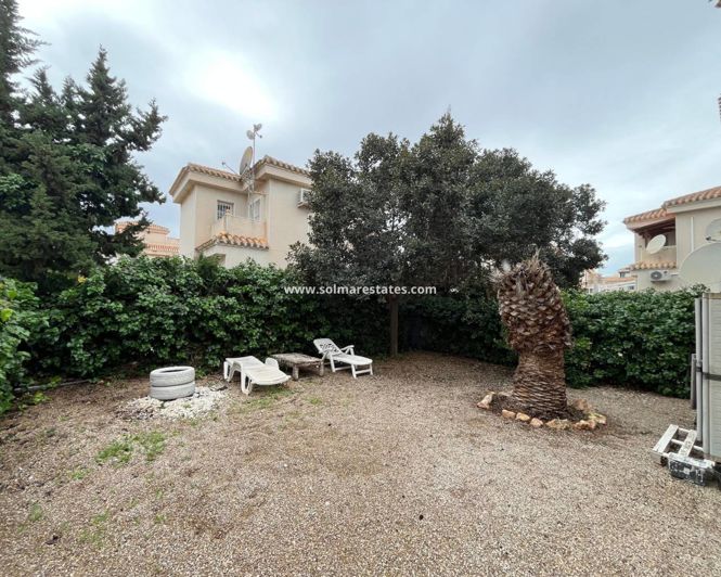 Image No.25-3 Bed House for sale