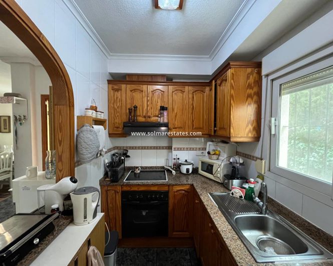 Image No.3-3 Bed House for sale