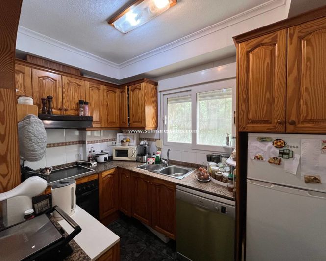 Image No.42-3 Bed House for sale