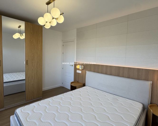 Image No.15-2 Bed Apartment for sale