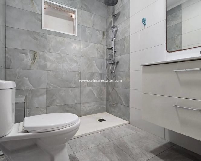 Image No.12-3 Bed Villa for sale