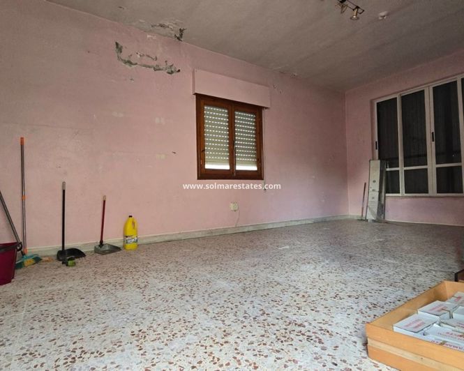 Image No.19-3 Bed Villa for sale