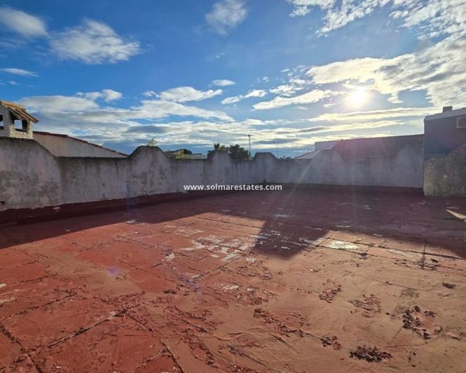 Image No.20-3 Bed Villa for sale