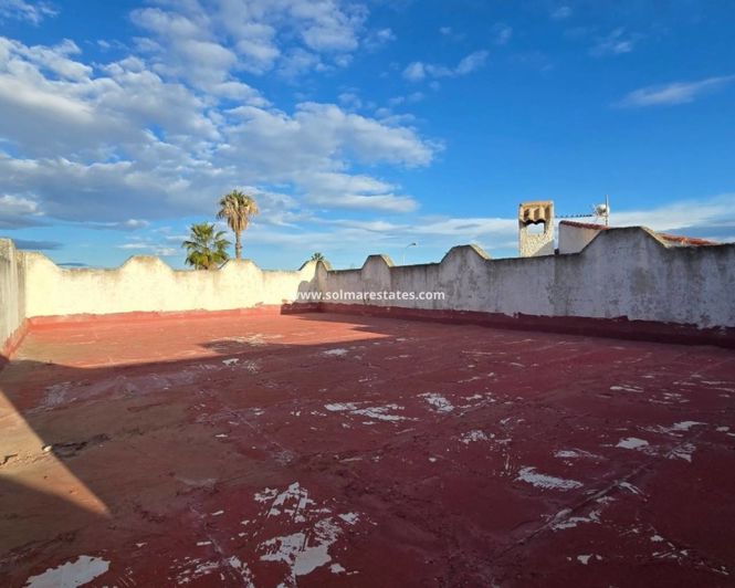 Image No.21-3 Bed Villa for sale