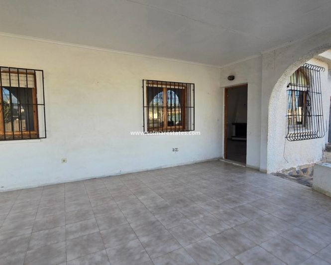 Image No.5-3 Bed Villa for sale