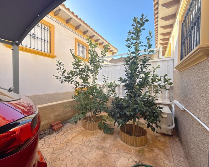 Image No.16-2 Bed Bungalow for sale