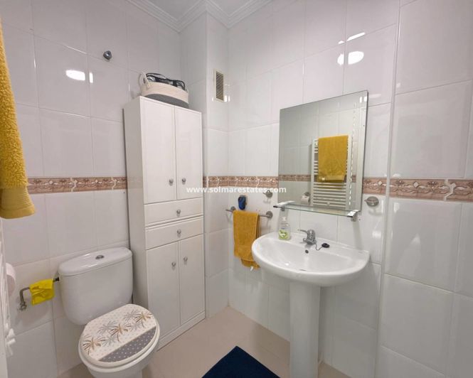 Image No.18-2 Bed Apartment for sale