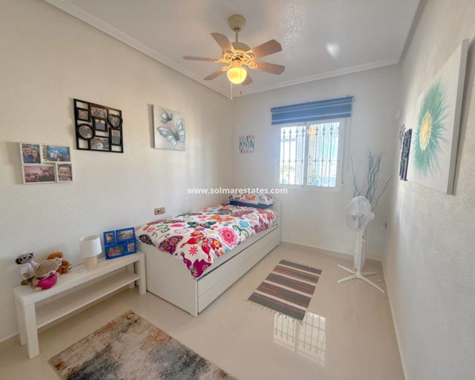 Image No.8-2 Bed Apartment for sale