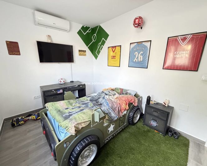 Image No.13-6 Bed Villa for sale