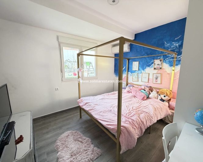 Image No.19-6 Bed Villa for sale