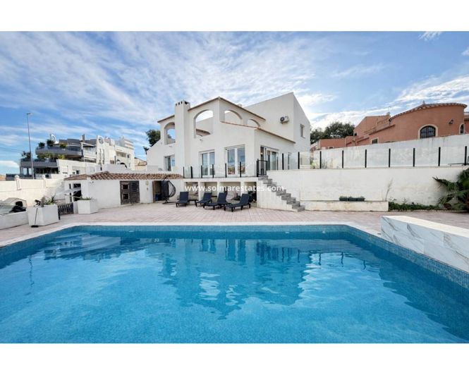 Image No.31-6 Bed Villa for sale