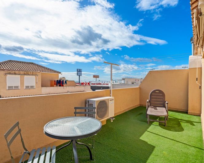 Image No.25-5 Bed Quad for sale