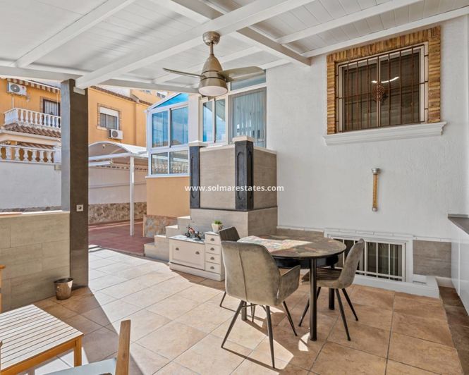 Image No.40-5 Bed Quad for sale