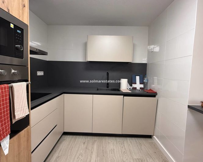 Image No.20-2 Bed Apartment for sale