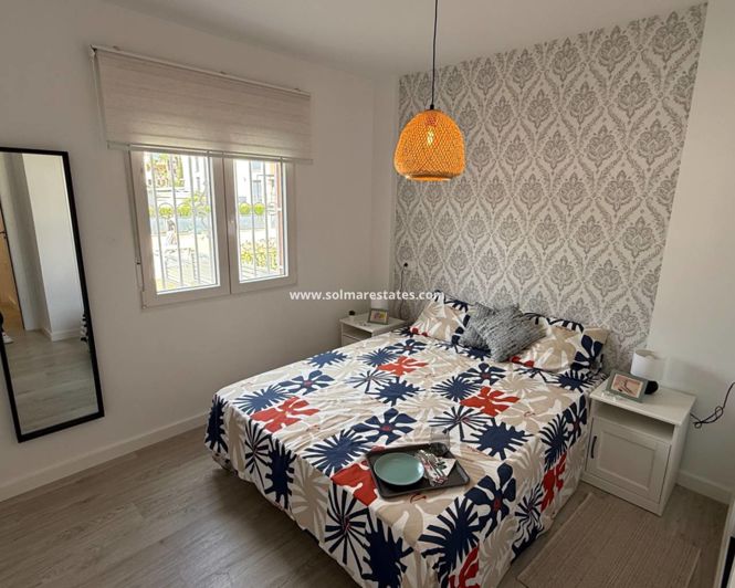 Image No.4-2 Bed Apartment for sale