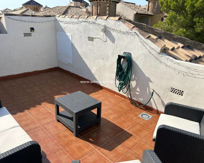 Image No.3-Appartement de 2 chambres à vendre à Villamartin