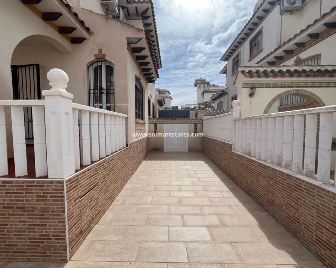 Image No.17-Quad de 3 chambres à vendre à Cabo Roig