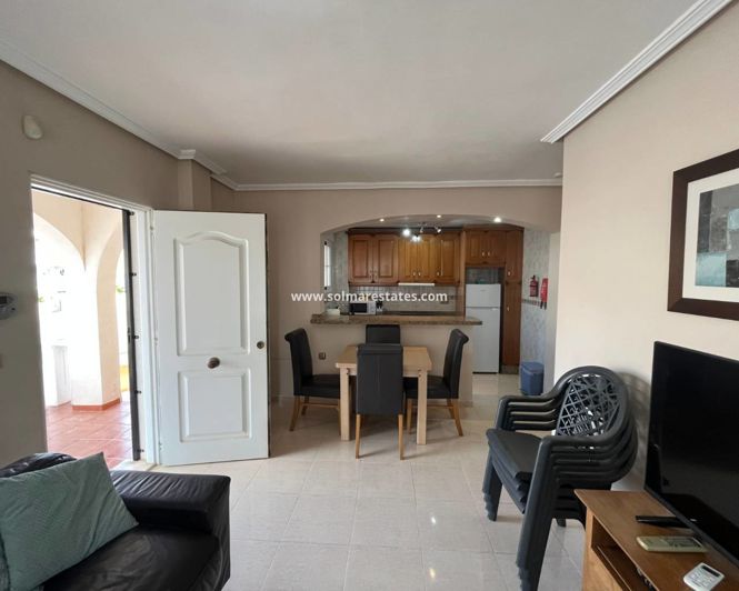 Image No.3-Quad de 3 chambres à vendre à Cabo Roig